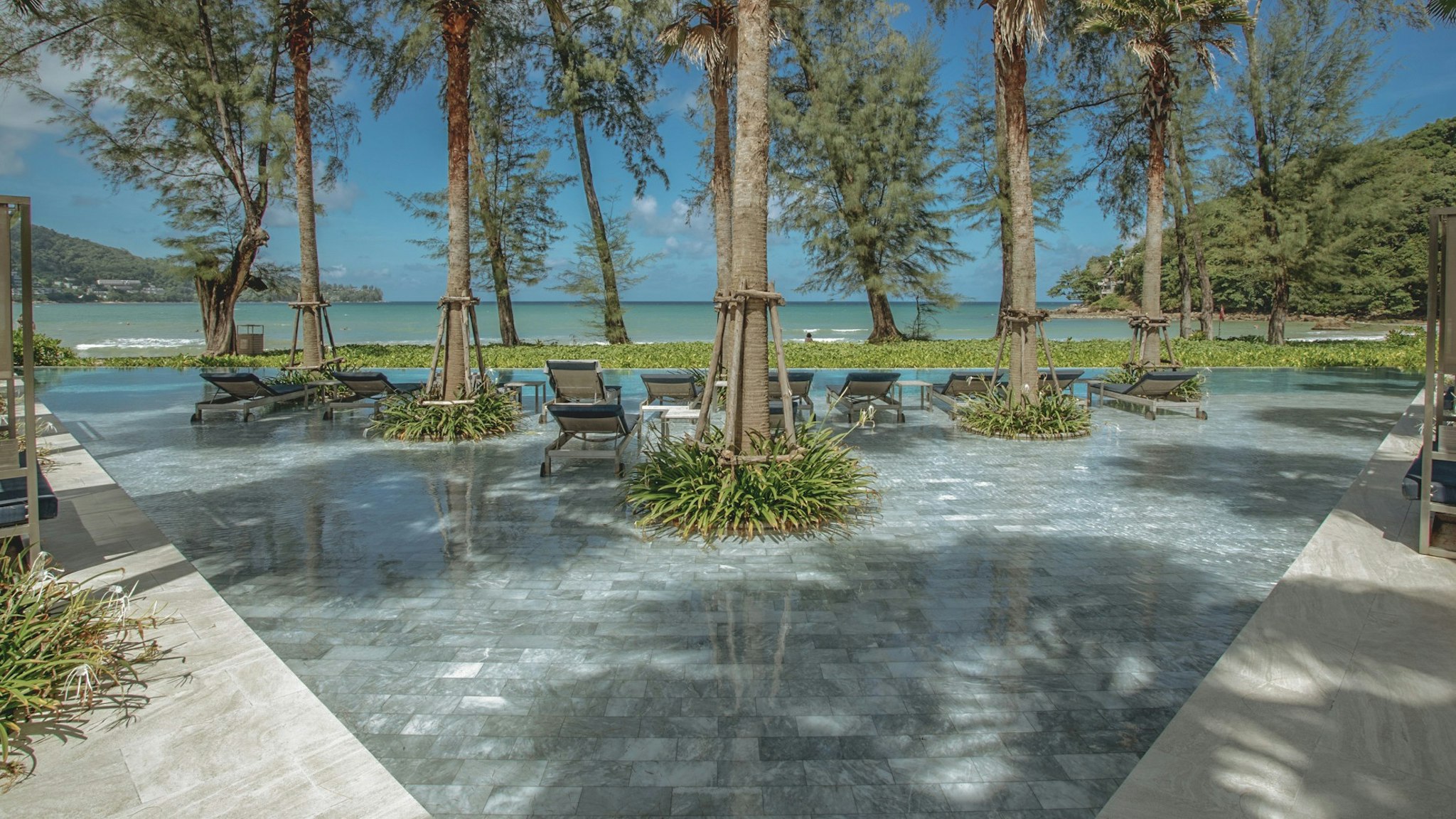 Twinpalms MontAzure Phuket Resort 39/81