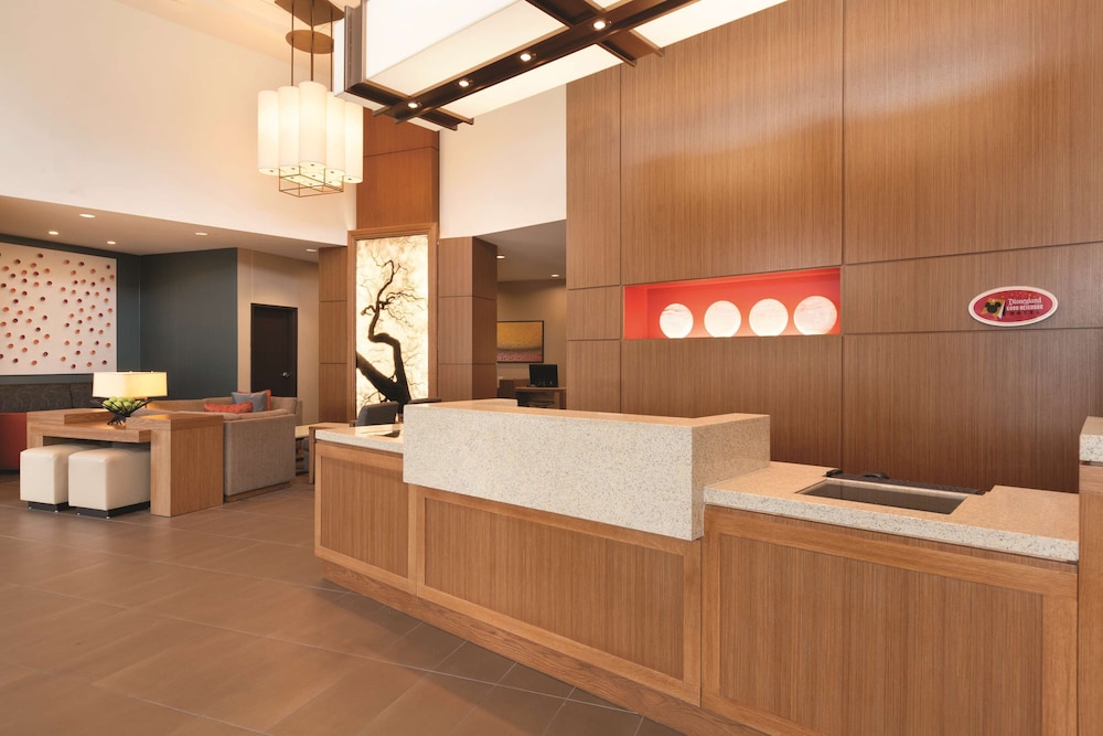 Hyatt Place At Anaheim Resort Convention Center 6/71