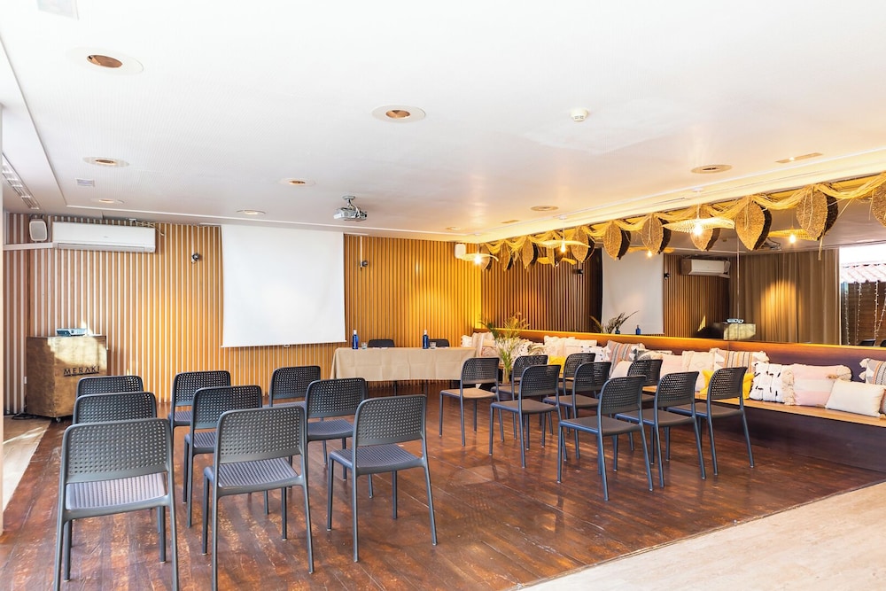 Meraki Beach Hotel Adults Only 35/50