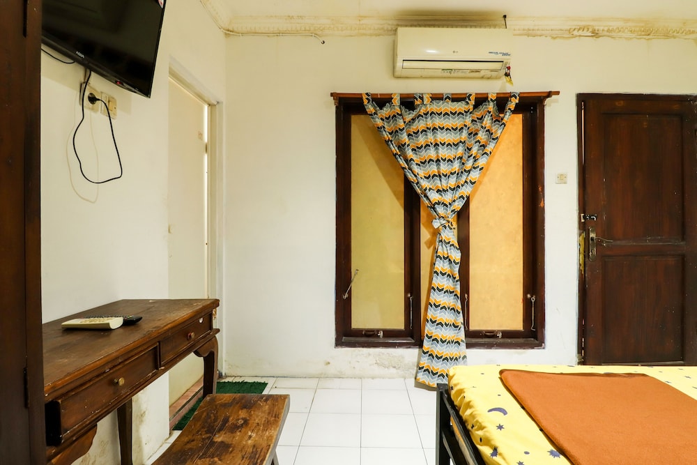 Kost Vip Josh UGM 16/16