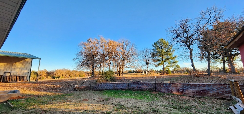 Whispering Pines Bed Amp Breakfast 37/69