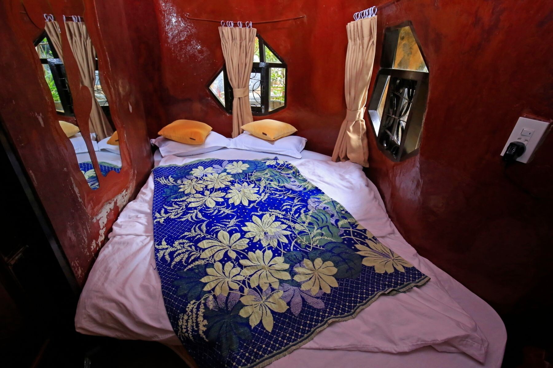 Kangaro, Double Bed