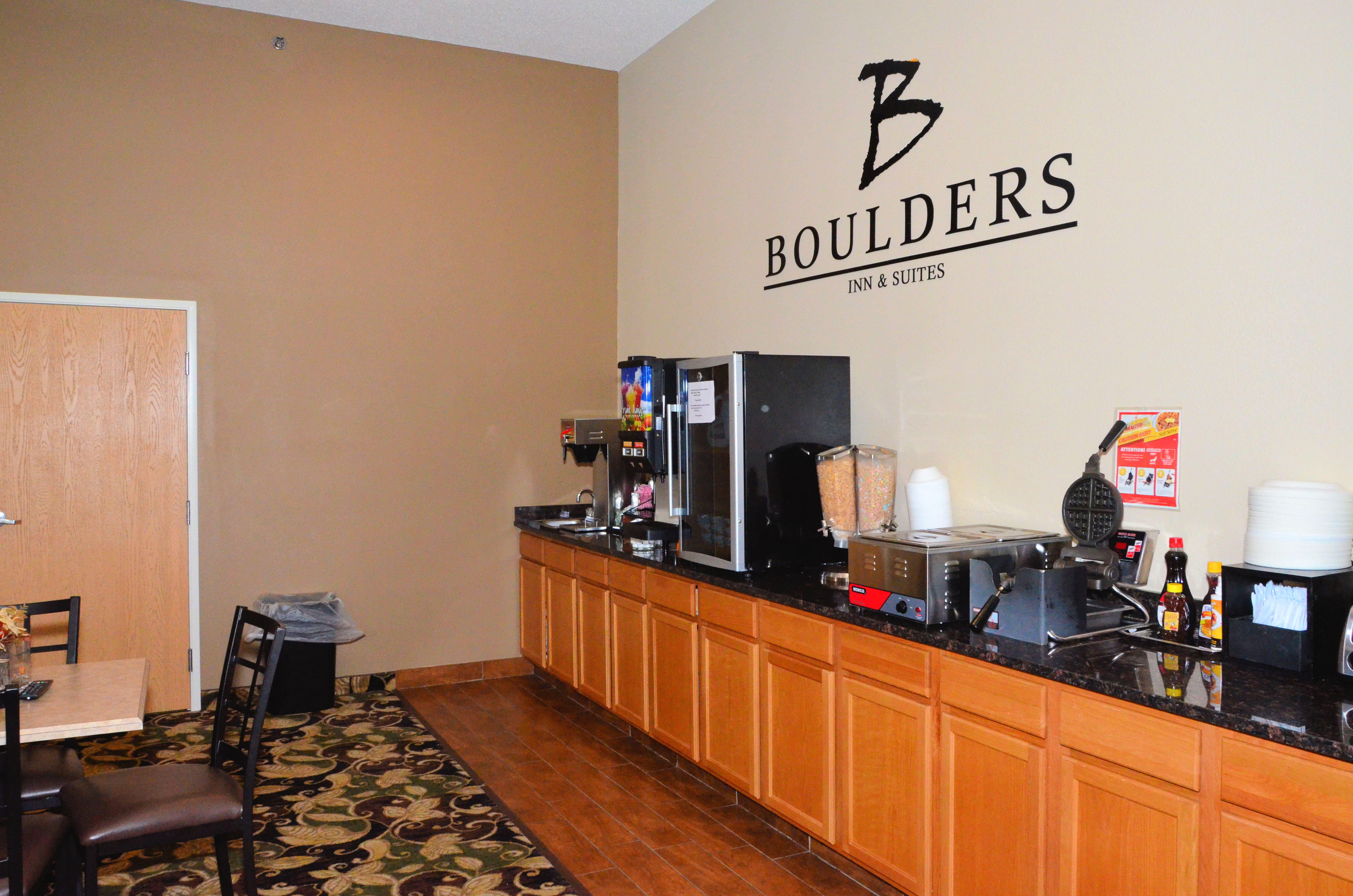 Cobblestone Inn & Suites - Lake View 5/27