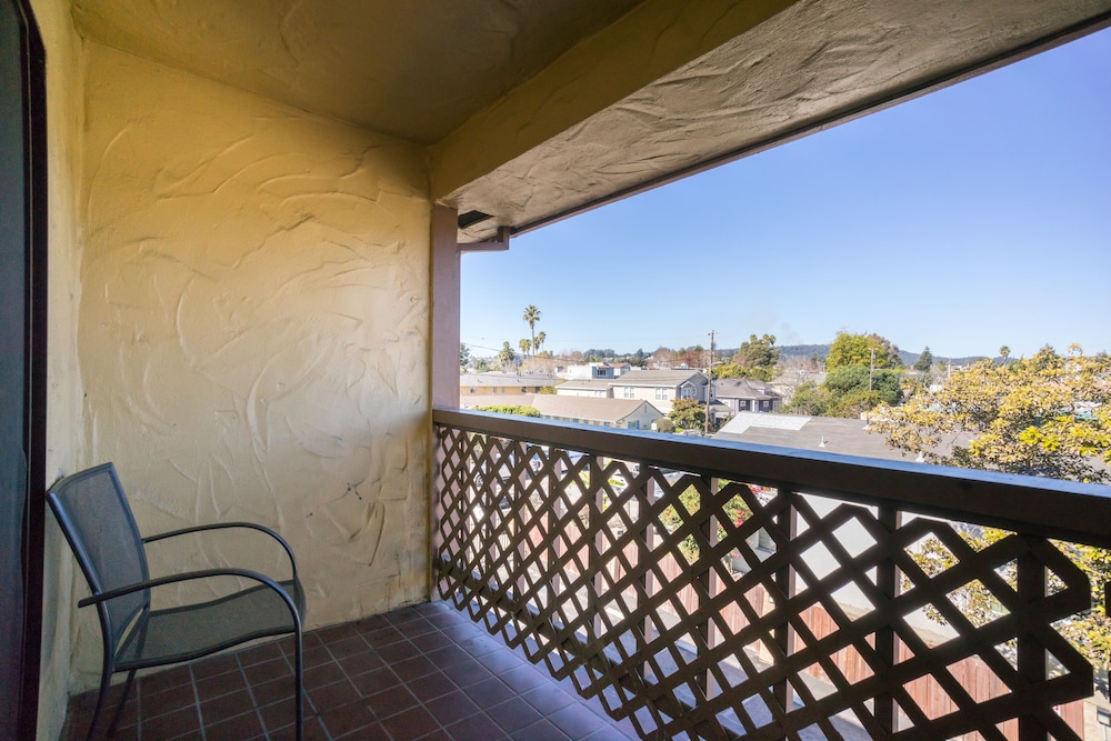 Ocean Gate Inn 33/58