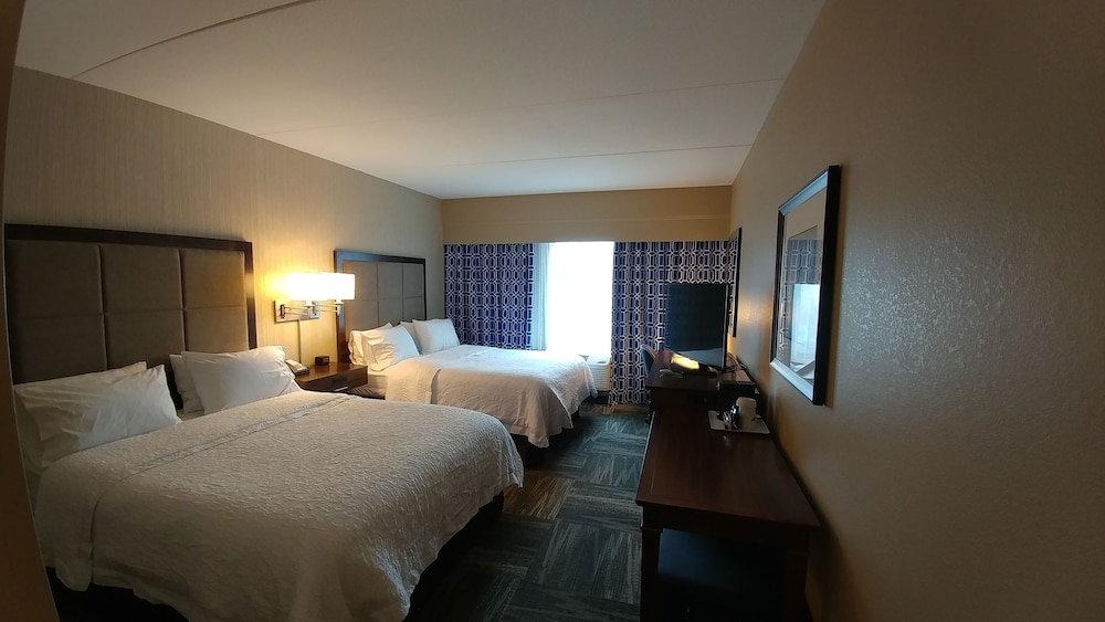Hampton Inn Lexington Medical Center 12/34