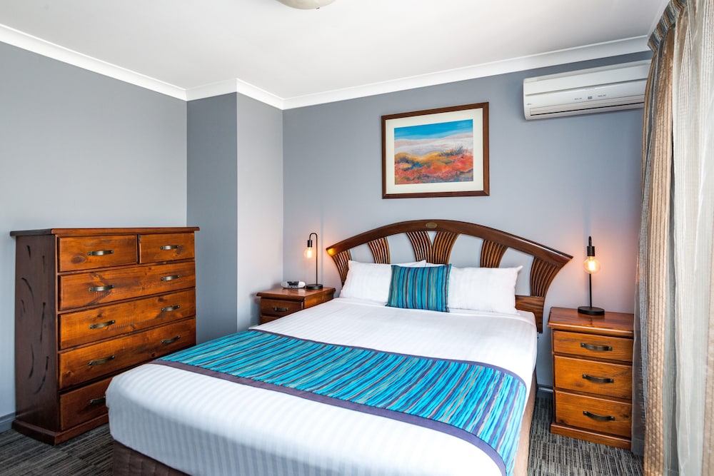 2 Bedrooms, Town House, 2 Queen Beds