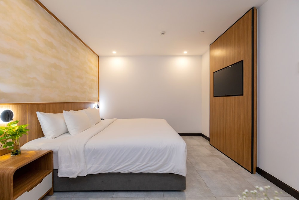 Petro House Hotel 20/84