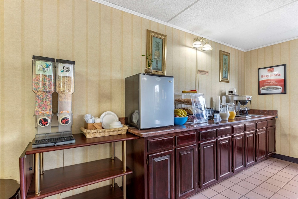 restaurant-cafeteria