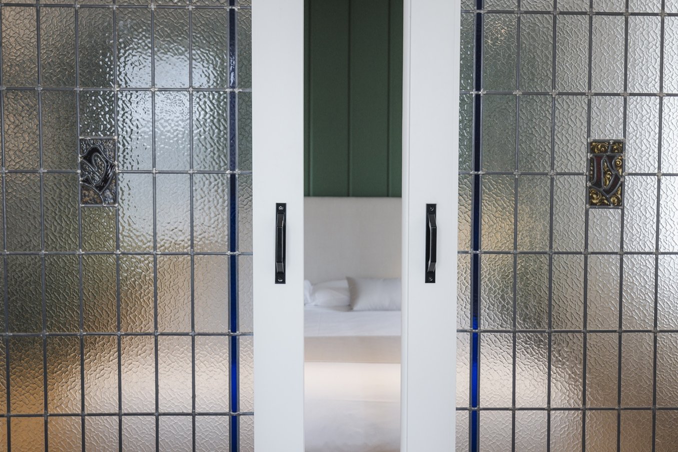 Hotel Mondragon 50/50