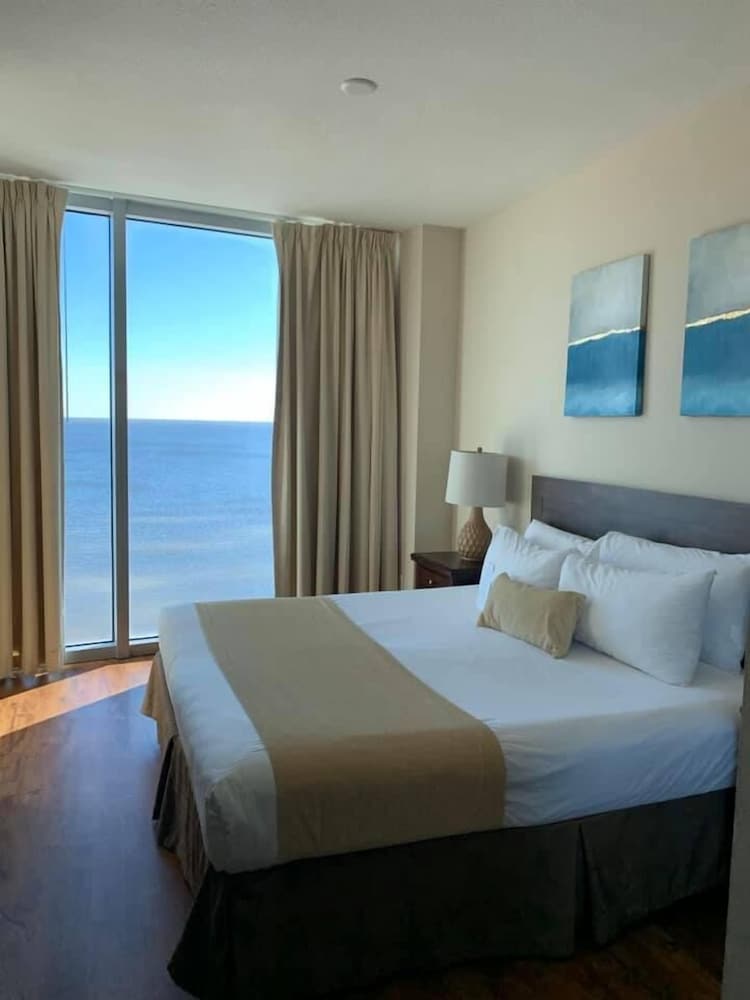 South Beach Hotel Suites 4/28