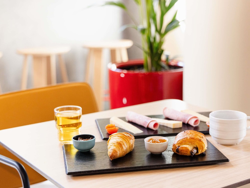 Ibis Budget Nanterre La Defense 47/52