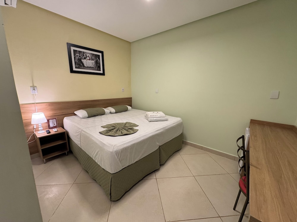 Domus Hotel Trindade 26/50