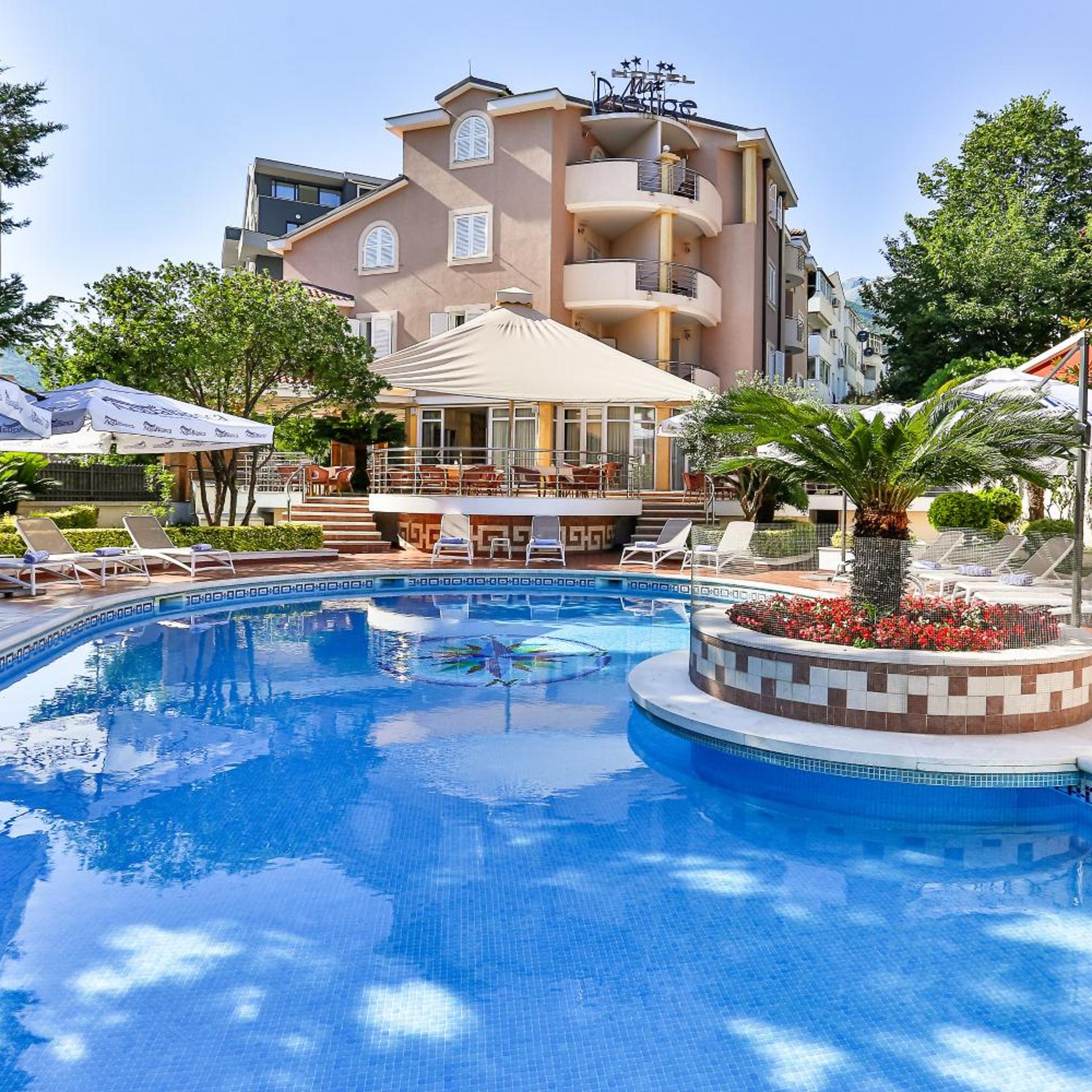 Hotel Max Prestige 3/50