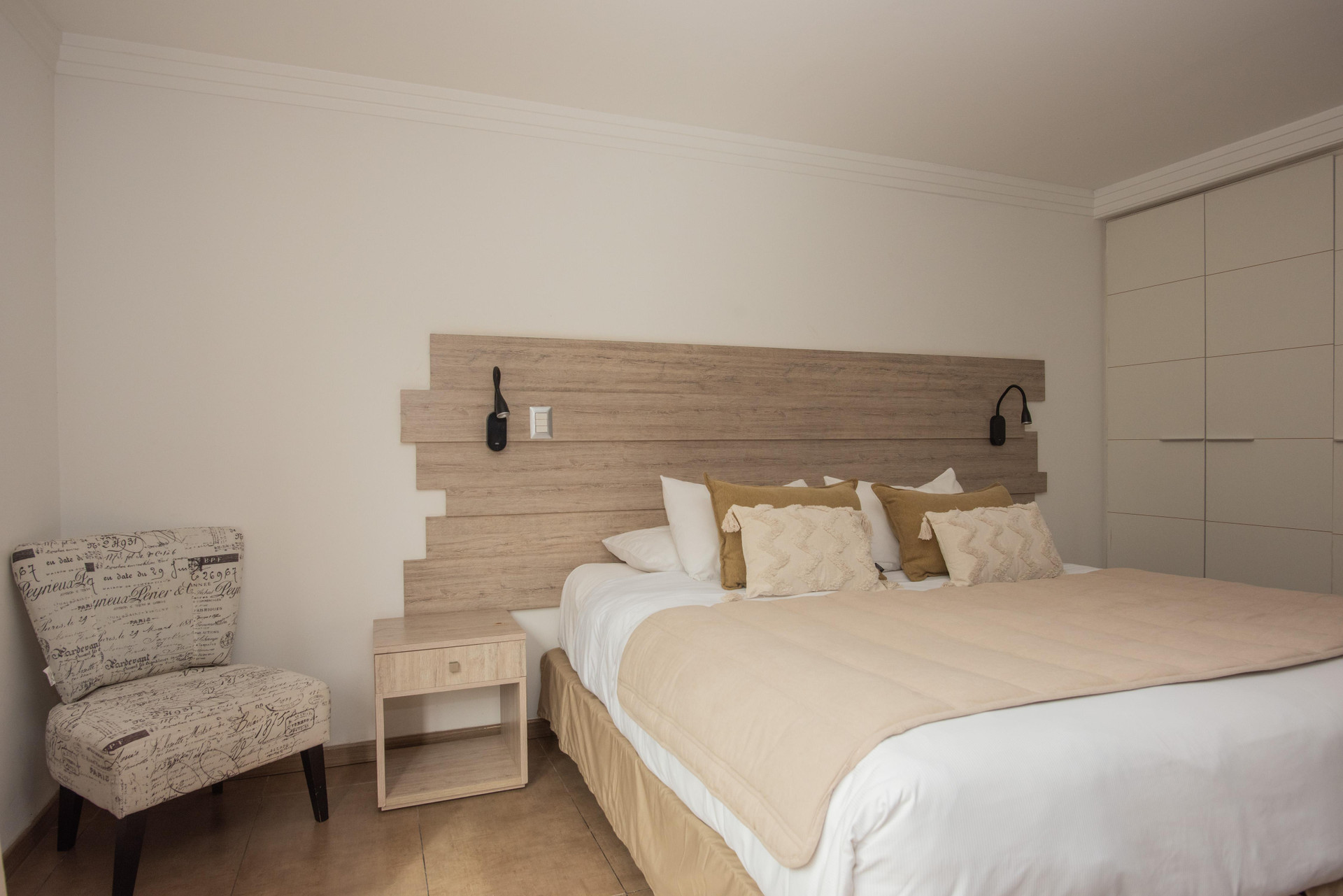 غرفة سوبيريور بسرير مزدوج بإطلالة، Hotel Mae 3/5