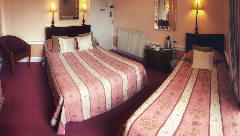 Averon Guest House 20/50