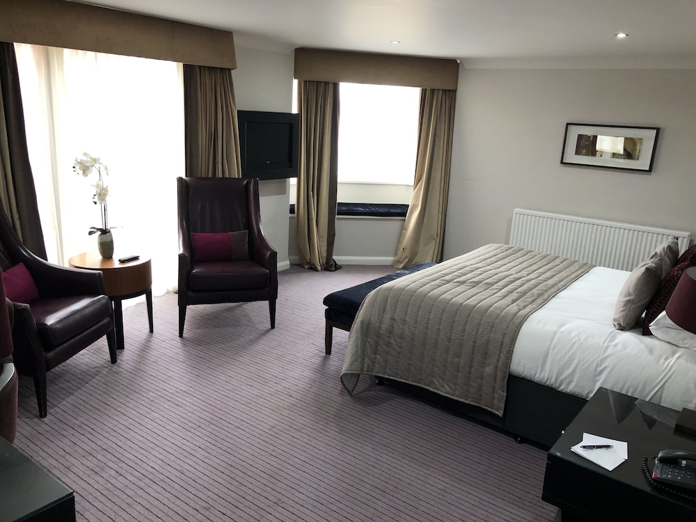 Staverton Park Hotel and Golf Club 12/37