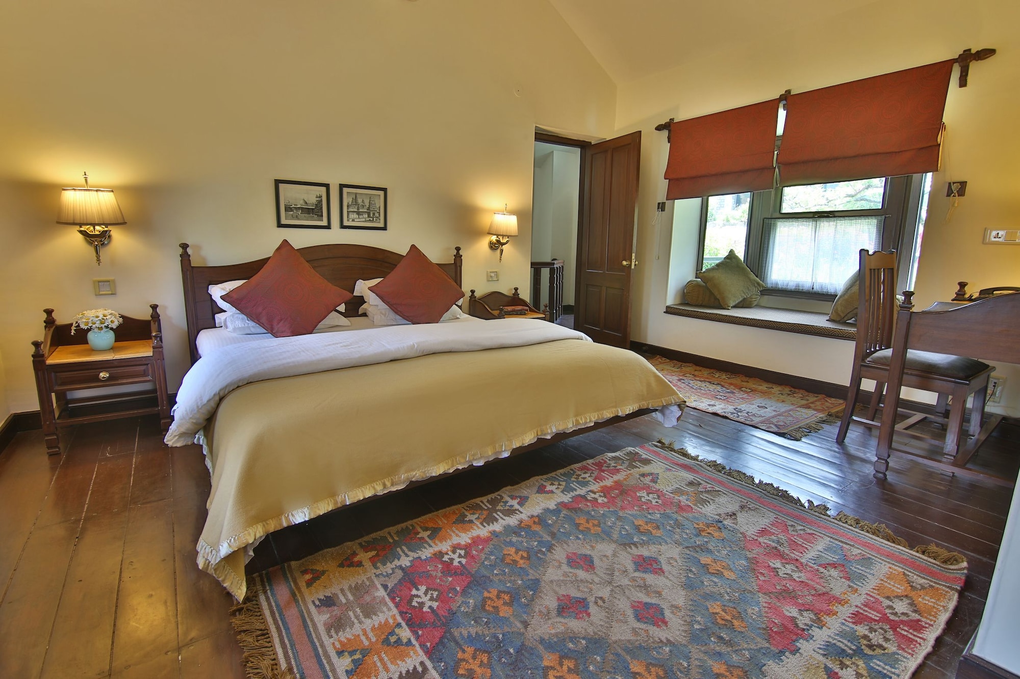 2 BEDROOMS, COTTAGE