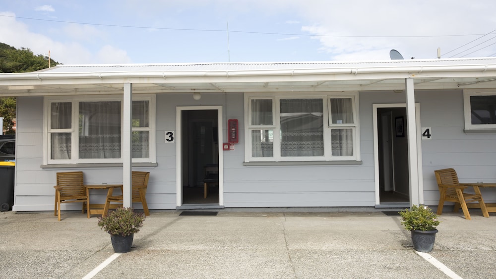GREYMOUTH MOTEL 2/54