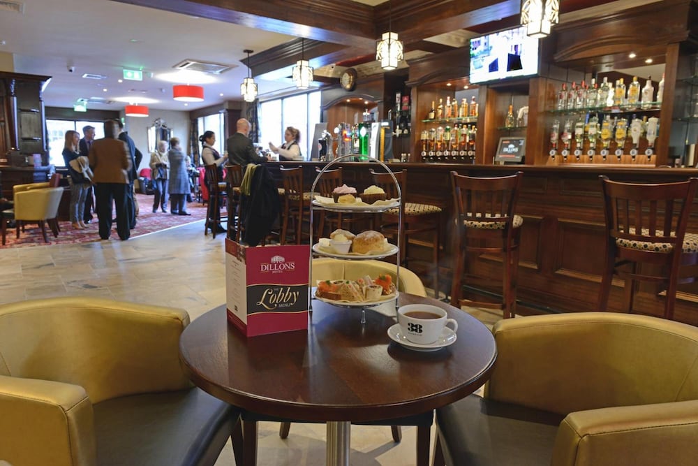 Dillons Hotel 19/33