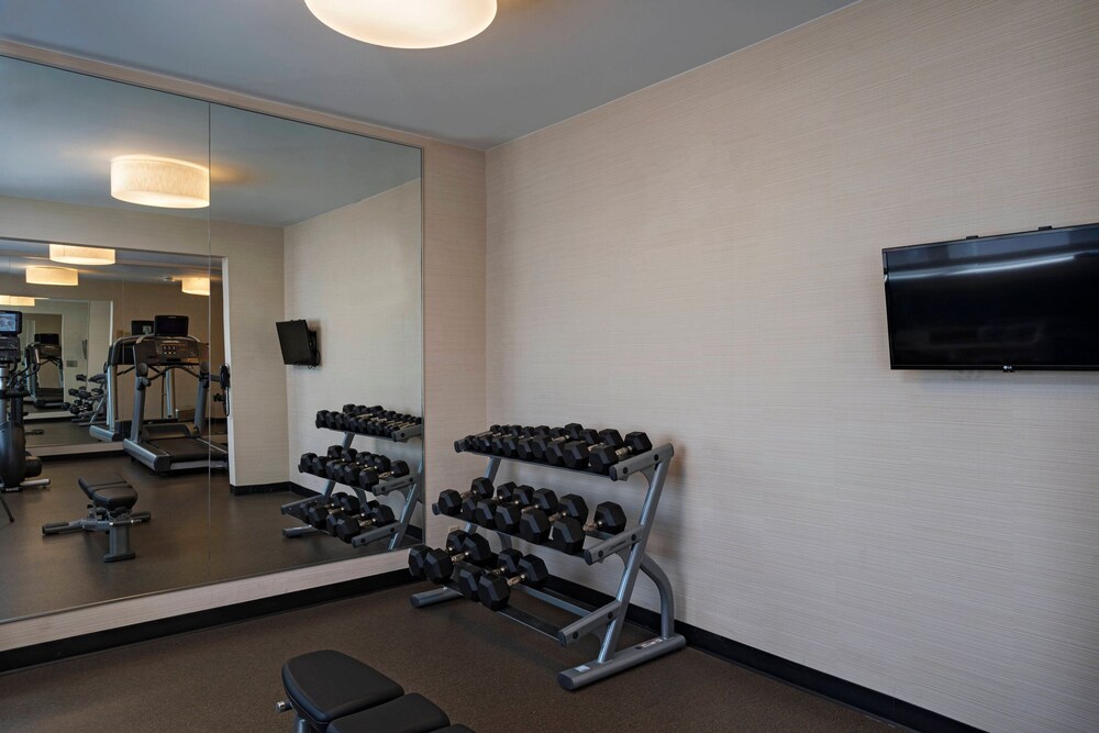 Fairfield Inn Joplin 15/27