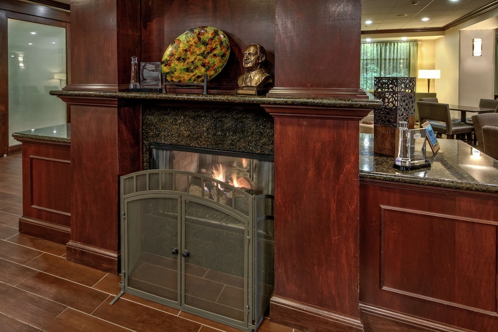 Hampton Inn Cambridge 4/63
