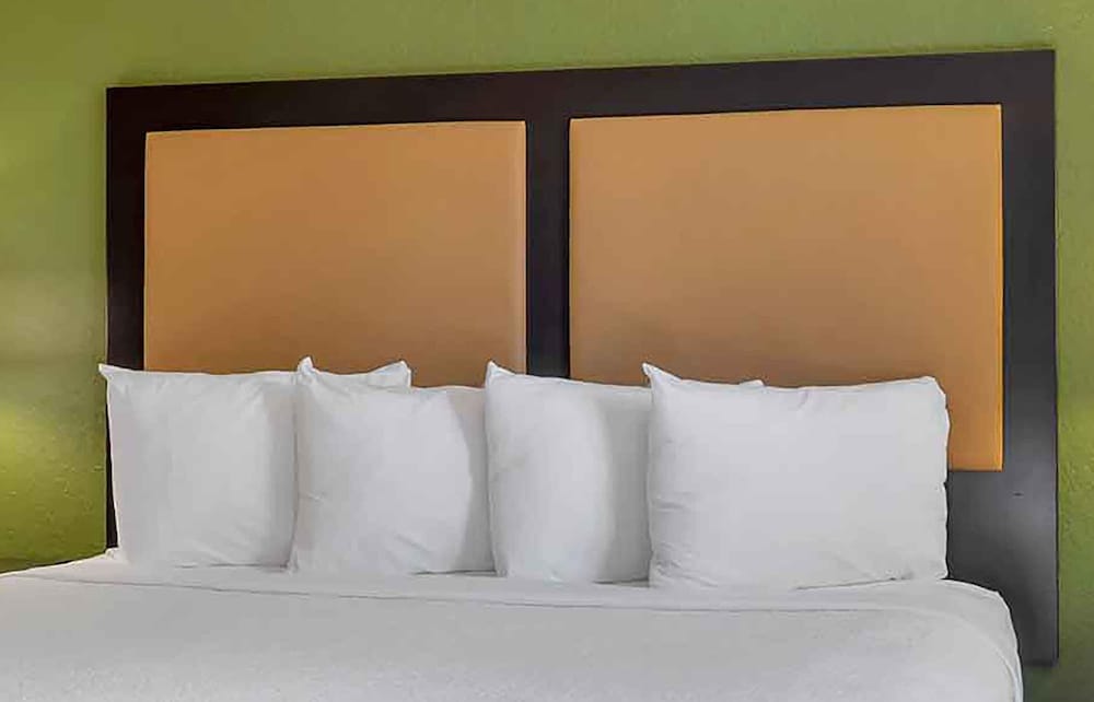 Extended Stay America - Columbia - Northwest Harbison 34/64