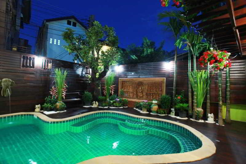 RICH LANNA HOUSE 27/32