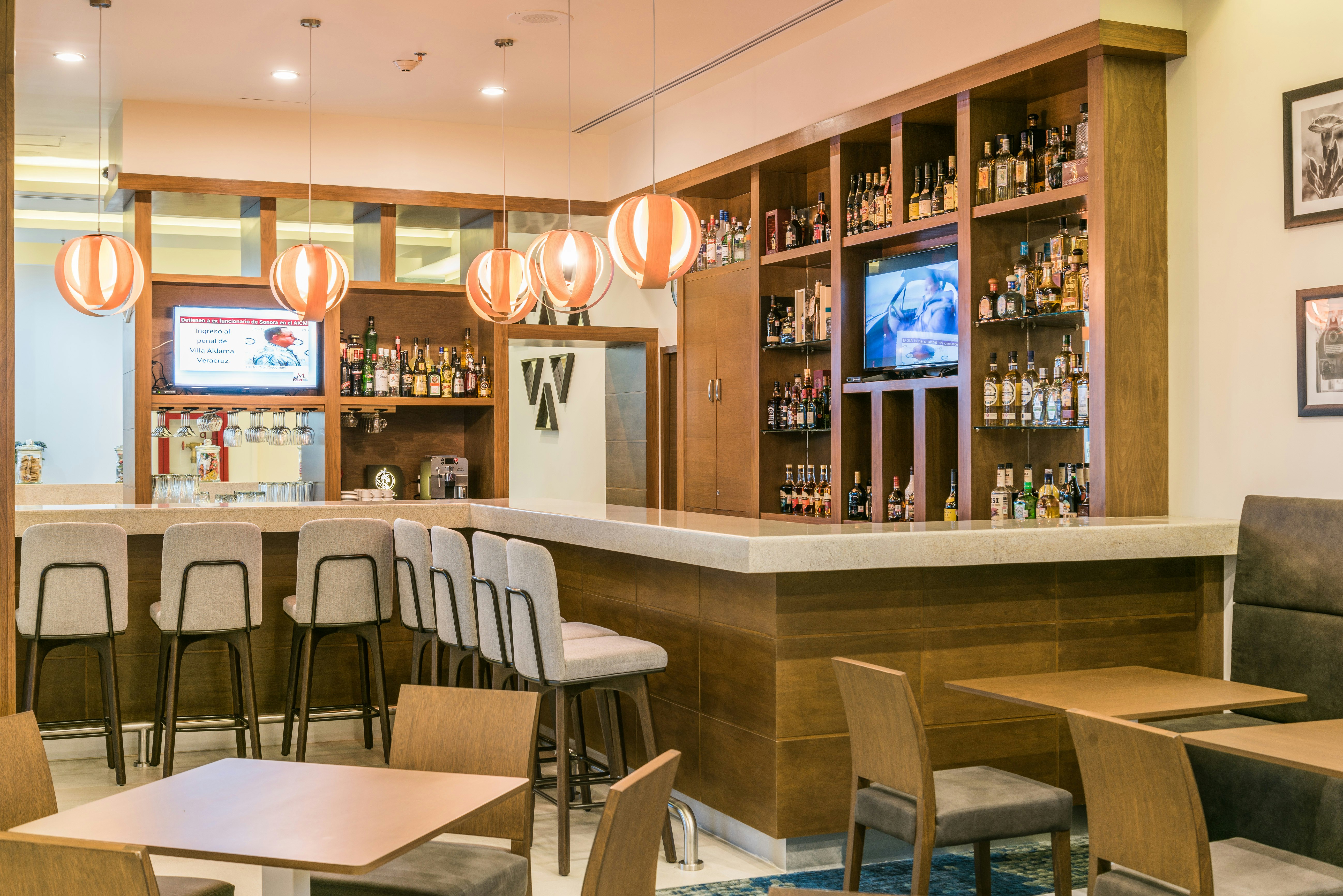 Hampton Inn Suites By Hilton Salamanca Bajio 42/59