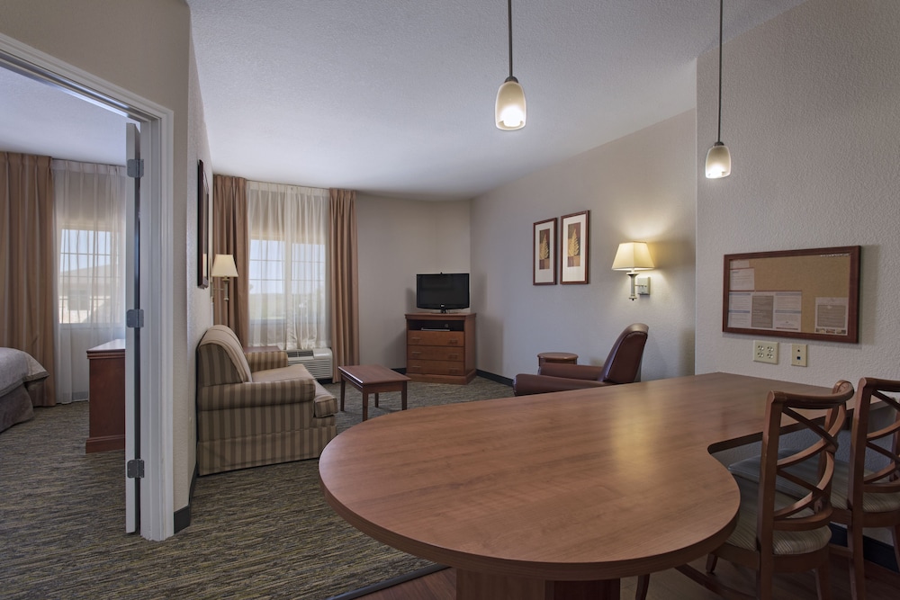 Candlewood Suites Austin N-Cedar Park 20/32