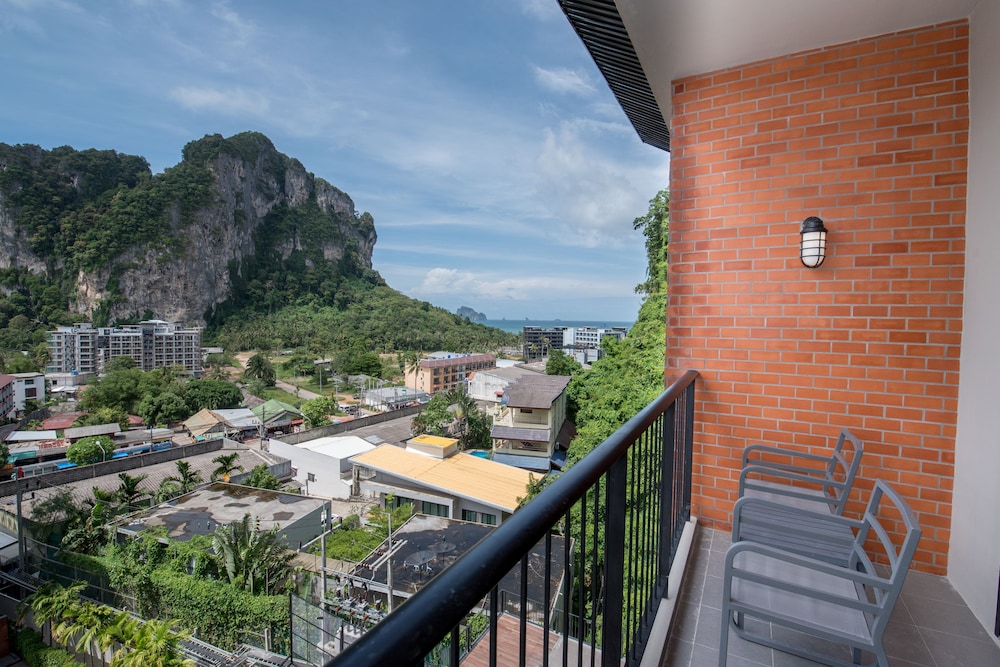Sugar Marina Resort Cliffhanger Aonang 45/48