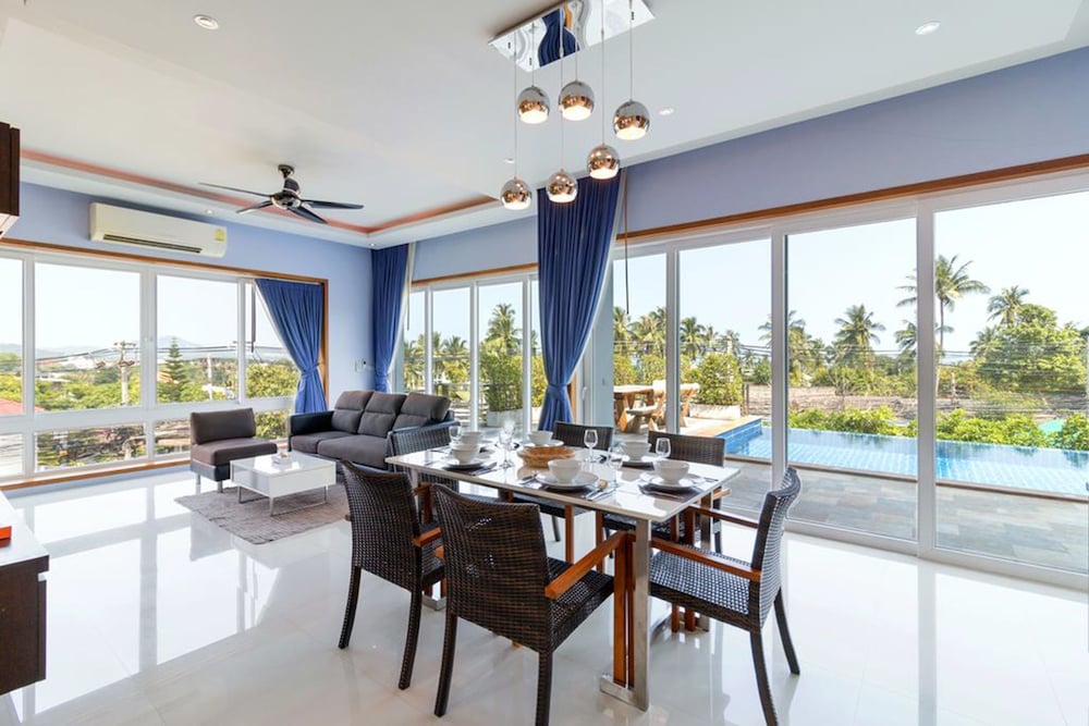 Surisa Seaview Pool Villas 28/38
