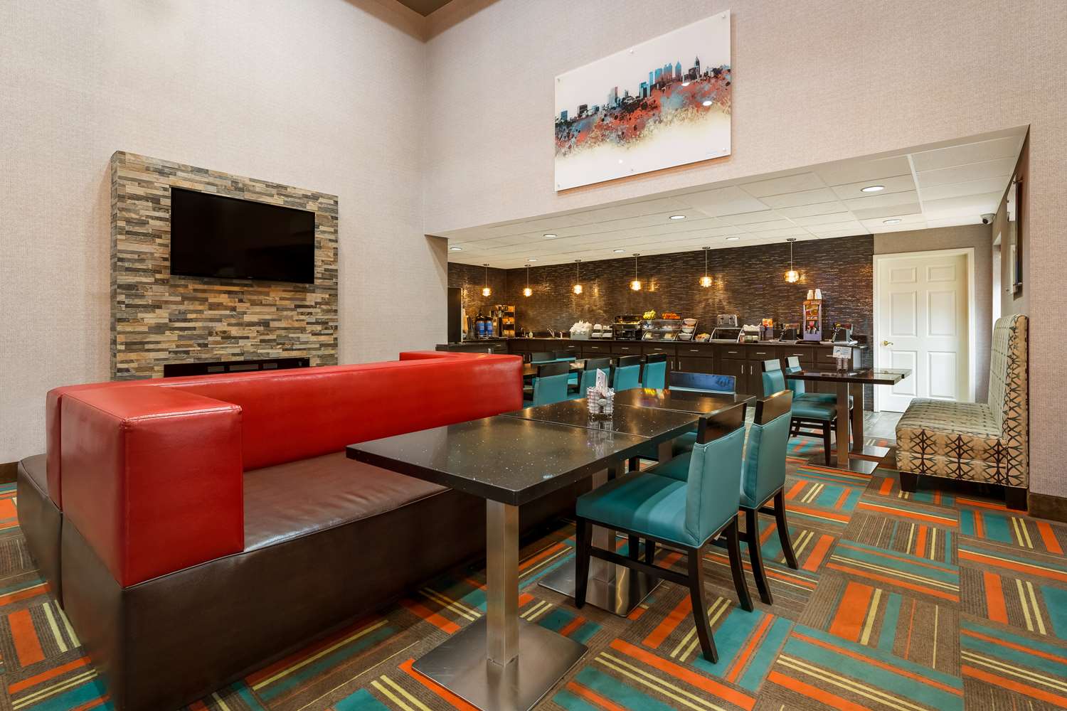 Best Western Bradbury Inn & Suites 18/26