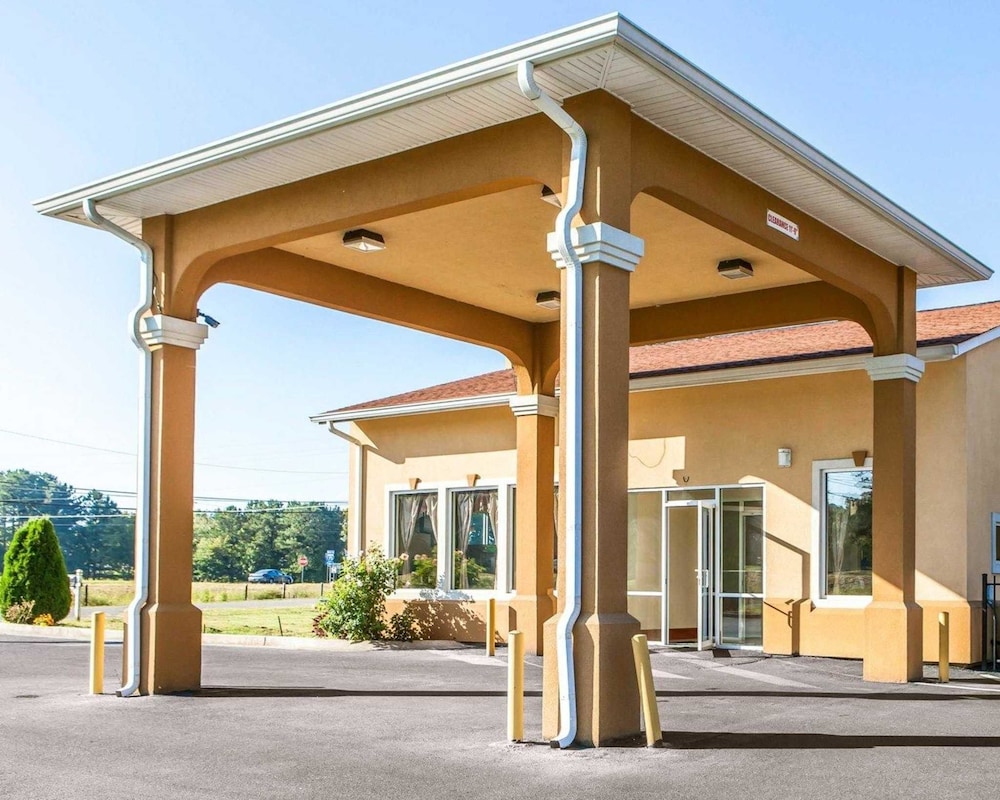 Quality Inn & Suites Cartersville North 1/42