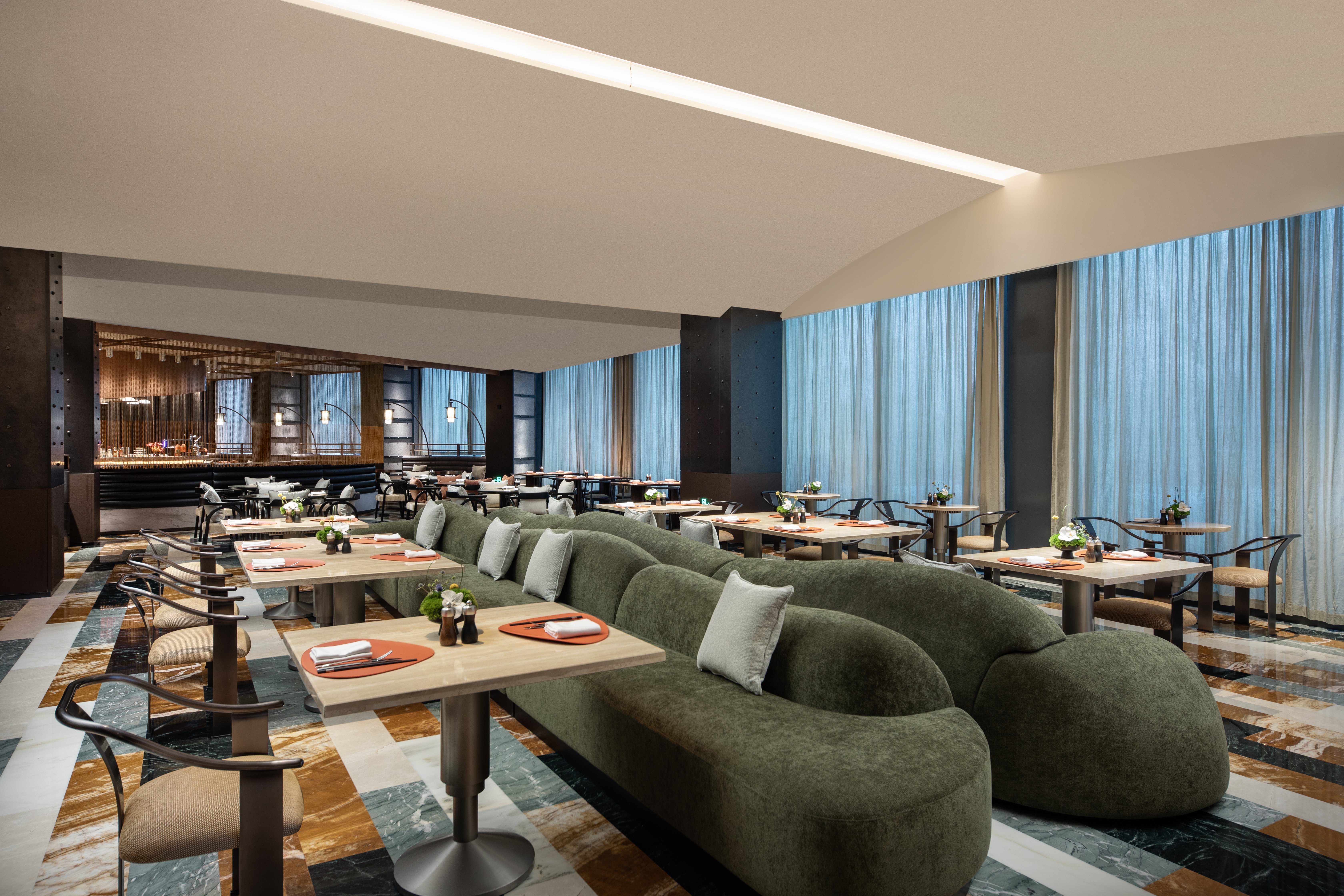 Hotel Indigo Wuxi Taihu New City by IHG 24/37