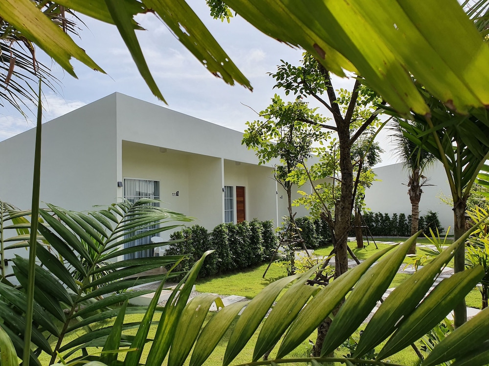 MEET Boutique Resort 26/43