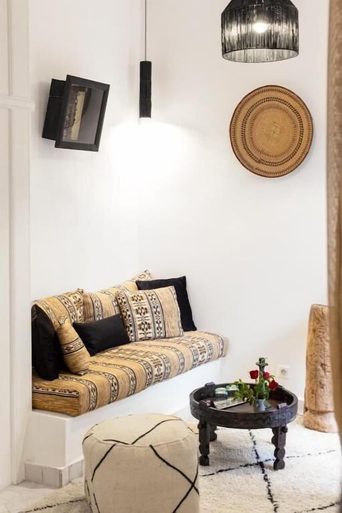 RIAD AL RIMAL 29/50