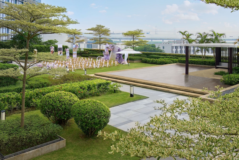 Hyatt Regency Shenzhen Airport 60/69