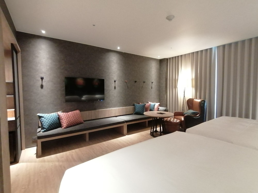 Just Sleep Tainan Hushan 9/36