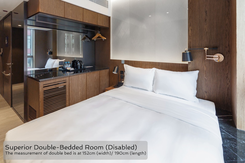 SUPERIOR, DOUBLE BED, ACCESSIBLE