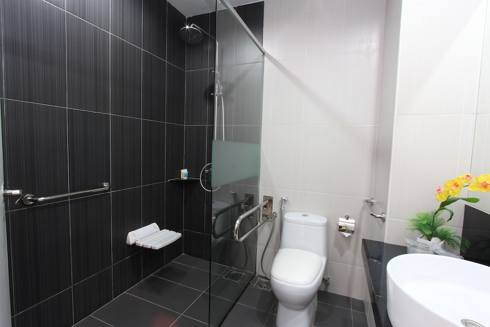 IPOH DOWNTOWN HOTEL 25/27