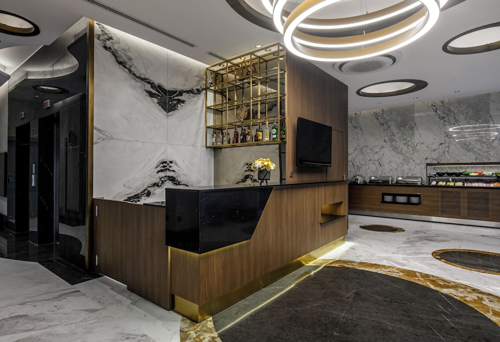 Lobby at Gleam Bomonti Hotel, ISTANBUL