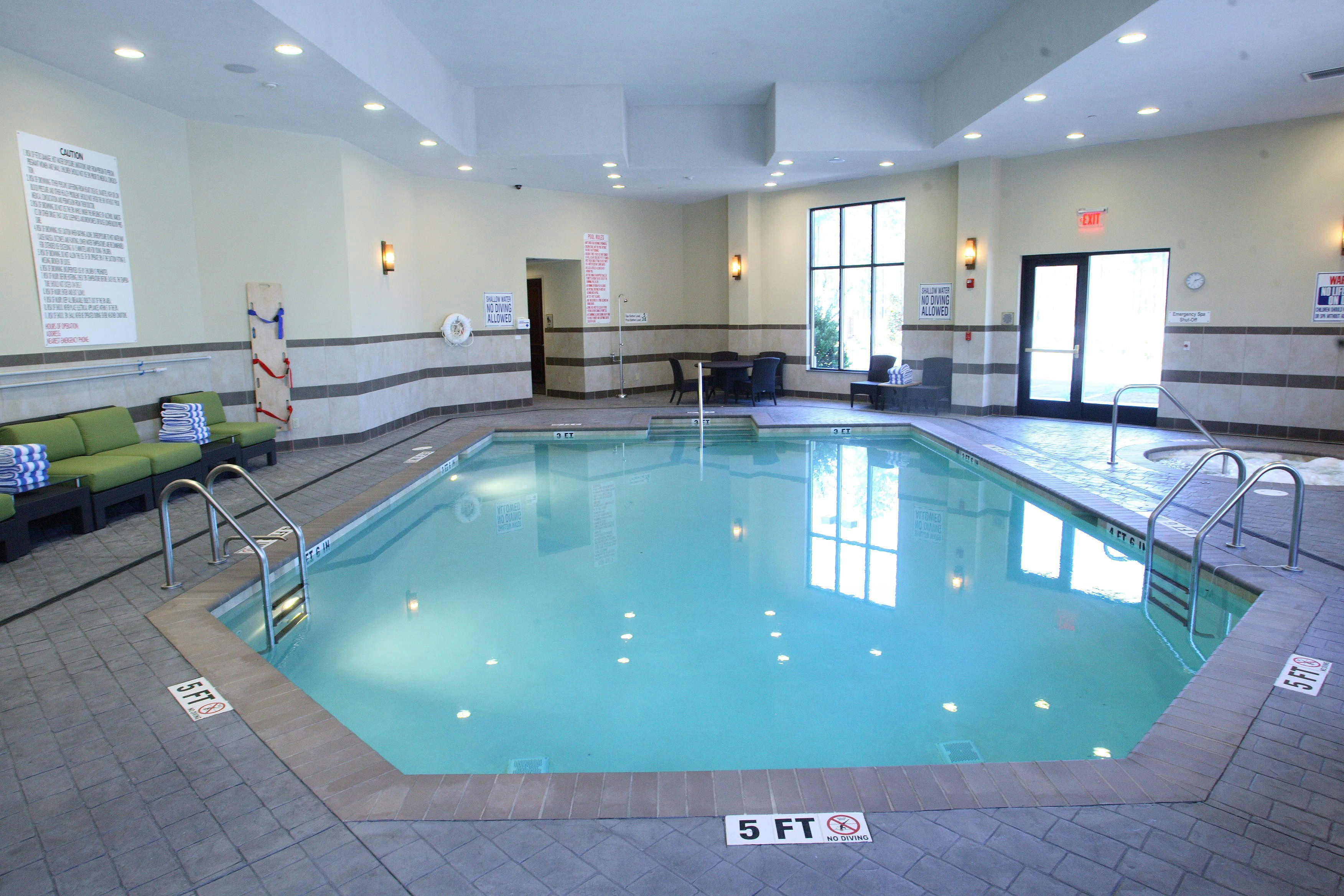 Embassy Suites By Hilton Savannah Airport 34/74