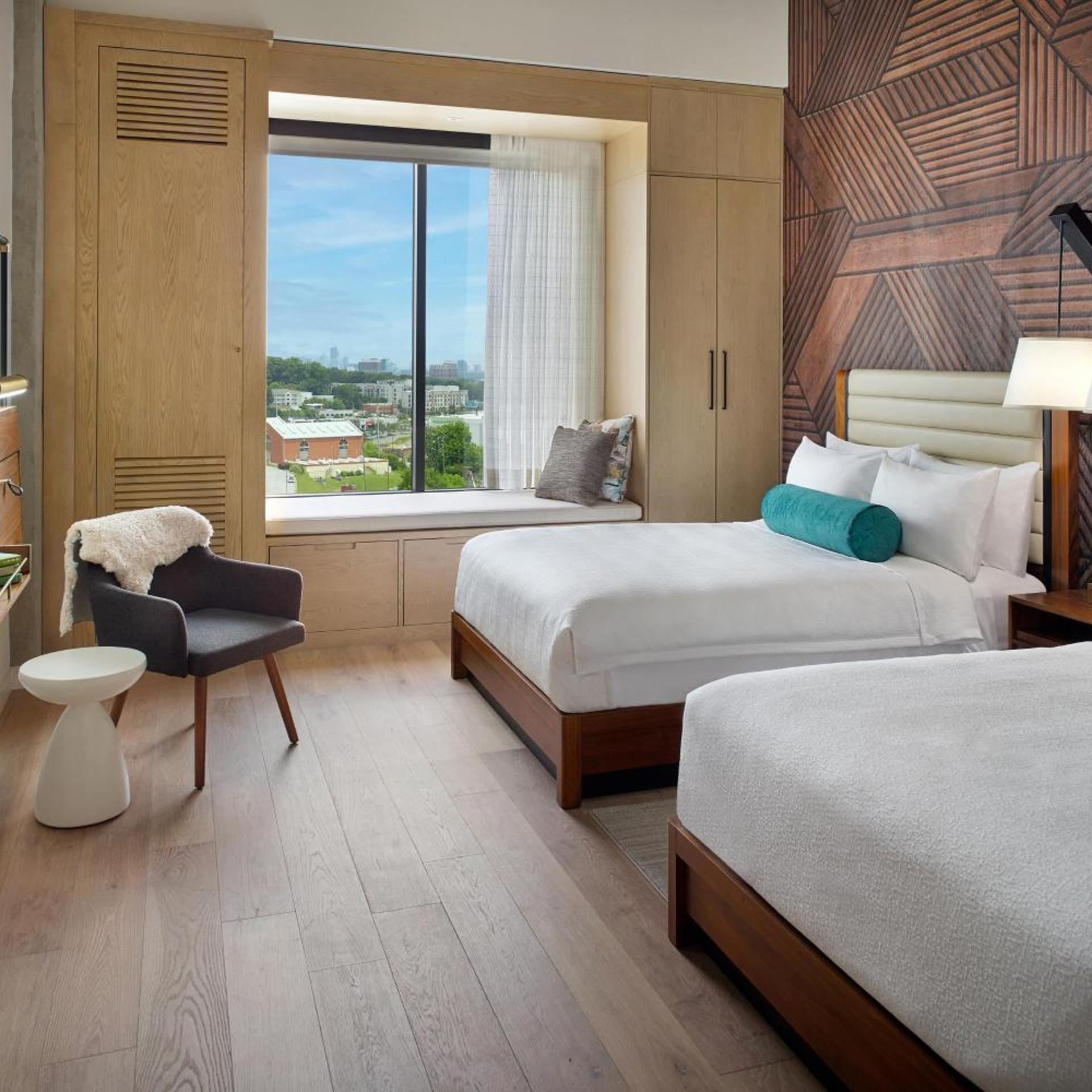 Guest Room, Deluxe, 2 Queen Beds
