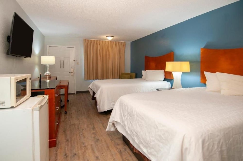 Best Price Motel & Suites 14/56
