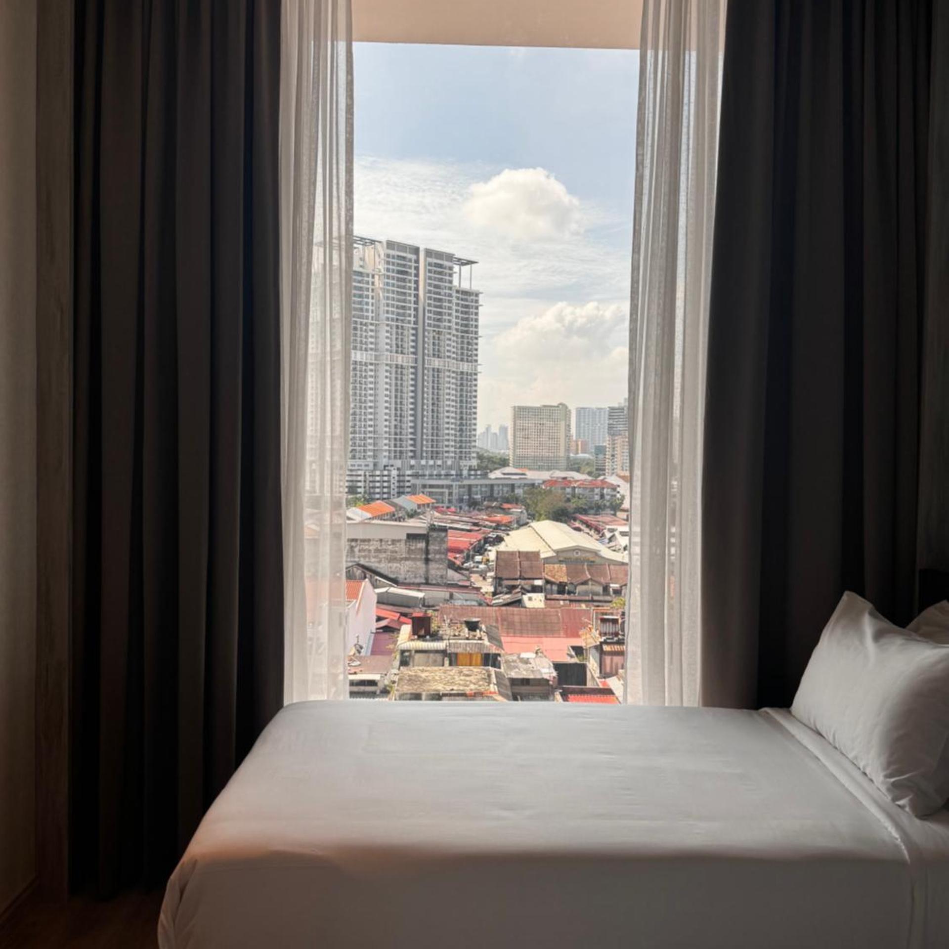 Fifth Avenue Hotel 17/49