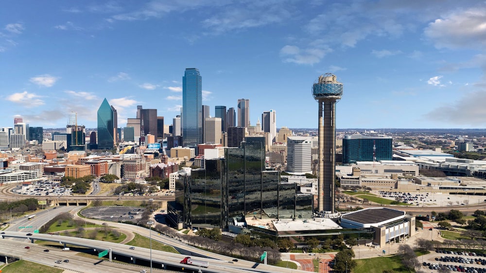 Hyatt Regency Dallas 38/78