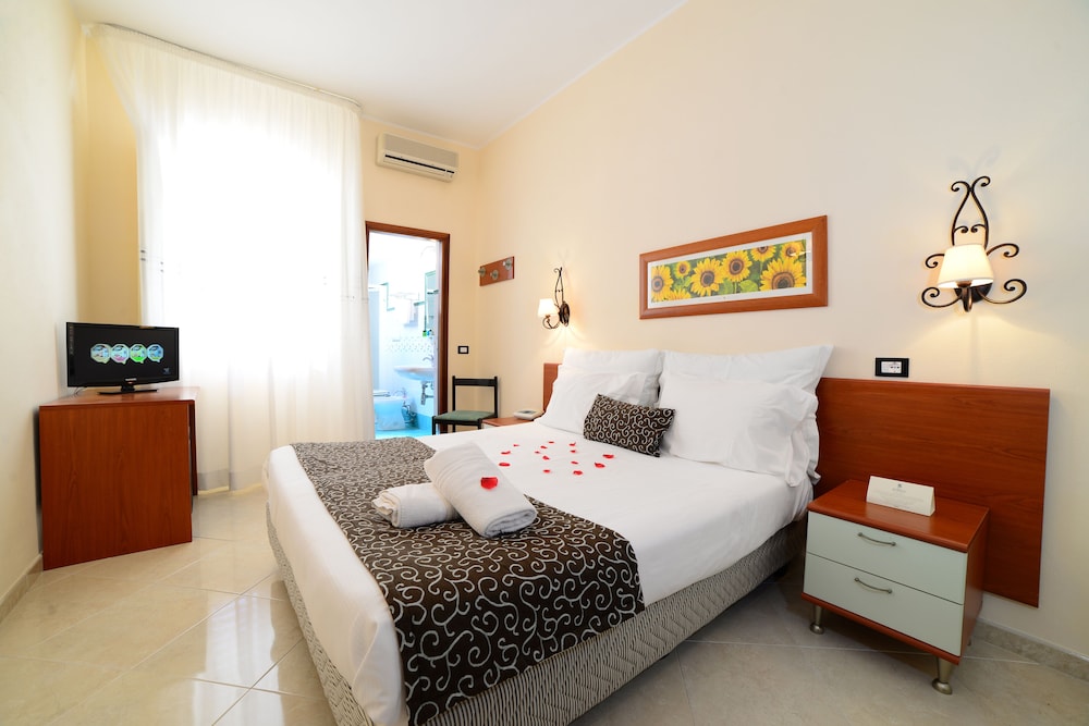 Hotel Mira Spiaggia 8/50