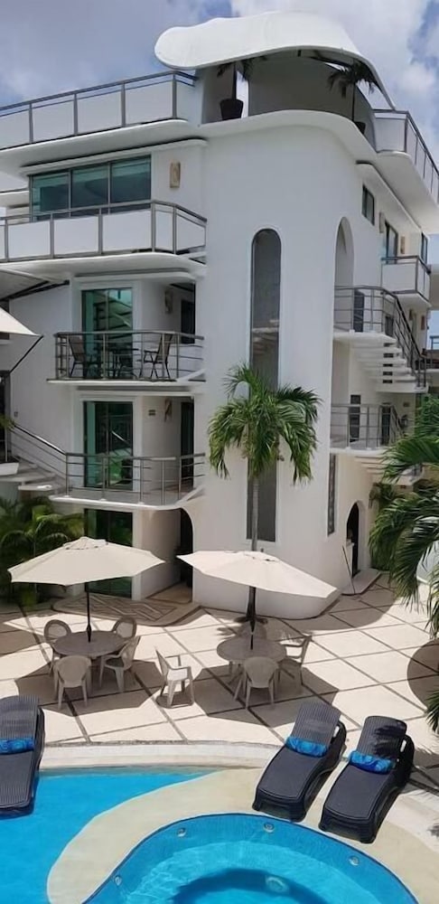 Hotel Blue Star Cancun 6/50