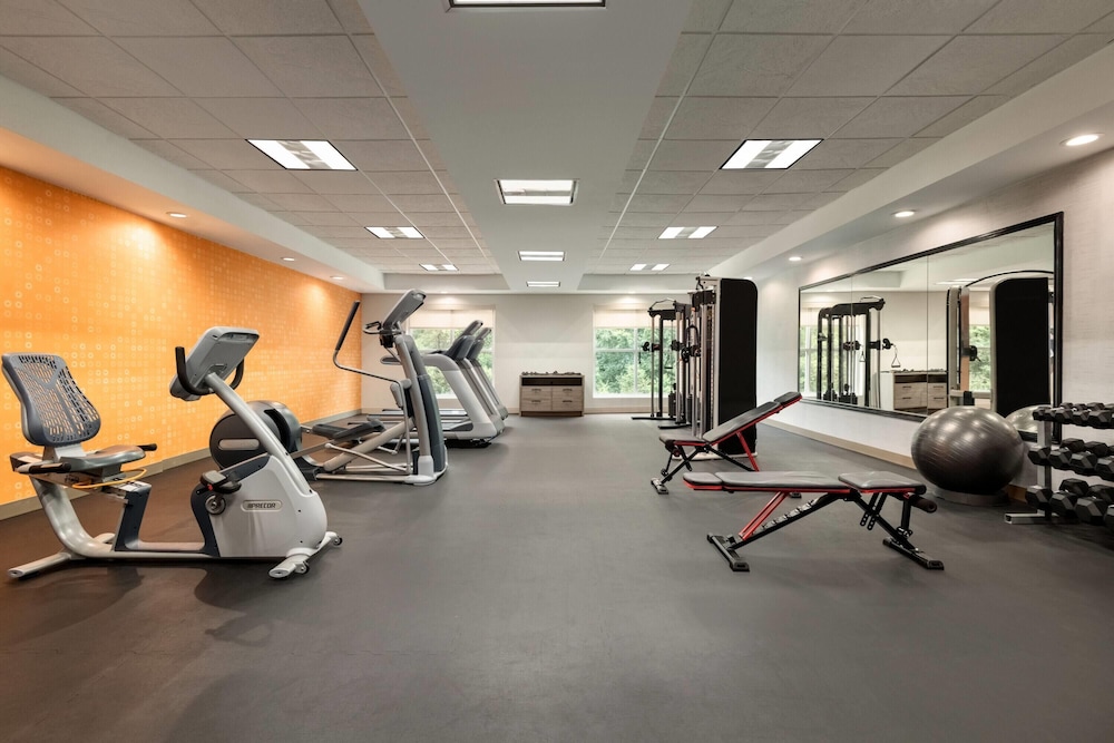 La Quinta Inn and Suites by Wyndham Montgomery 23/50