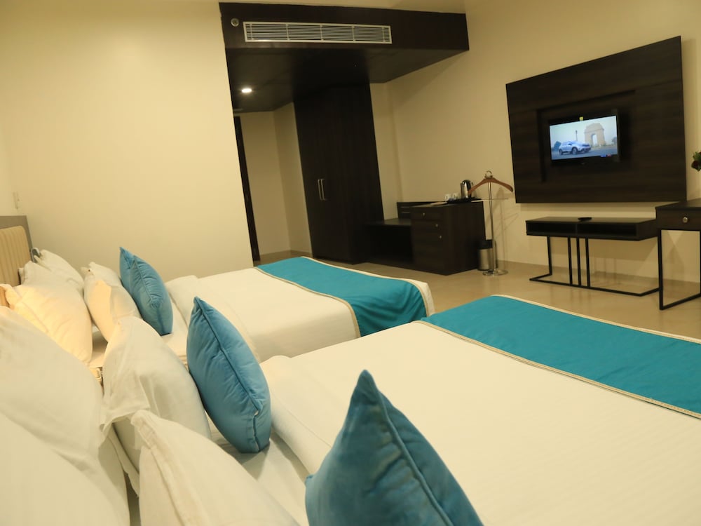 Bravia Hotel 14/30